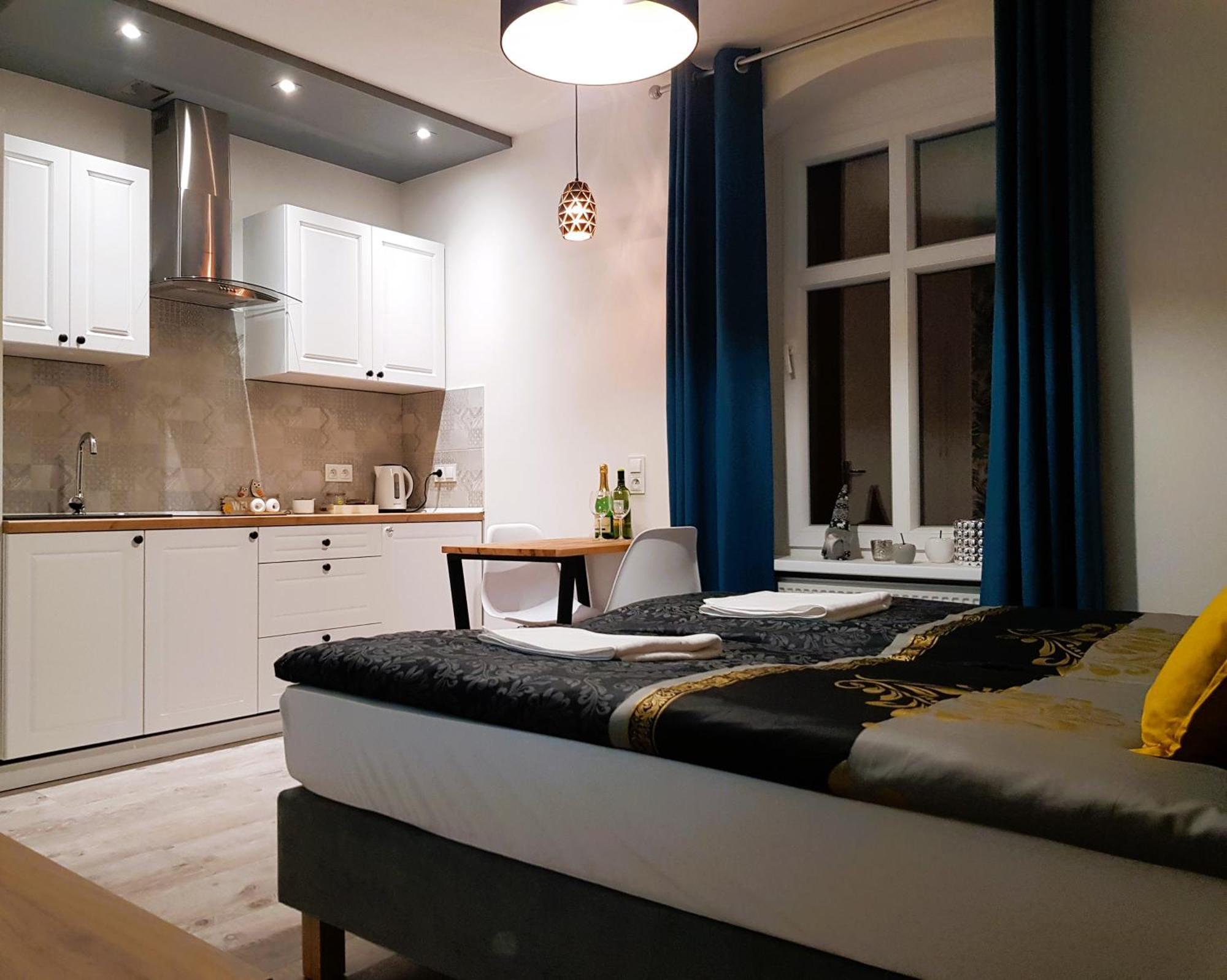 Apartament Przy Placu Piastowskim Jelenia Gora Ngoại thất bức ảnh